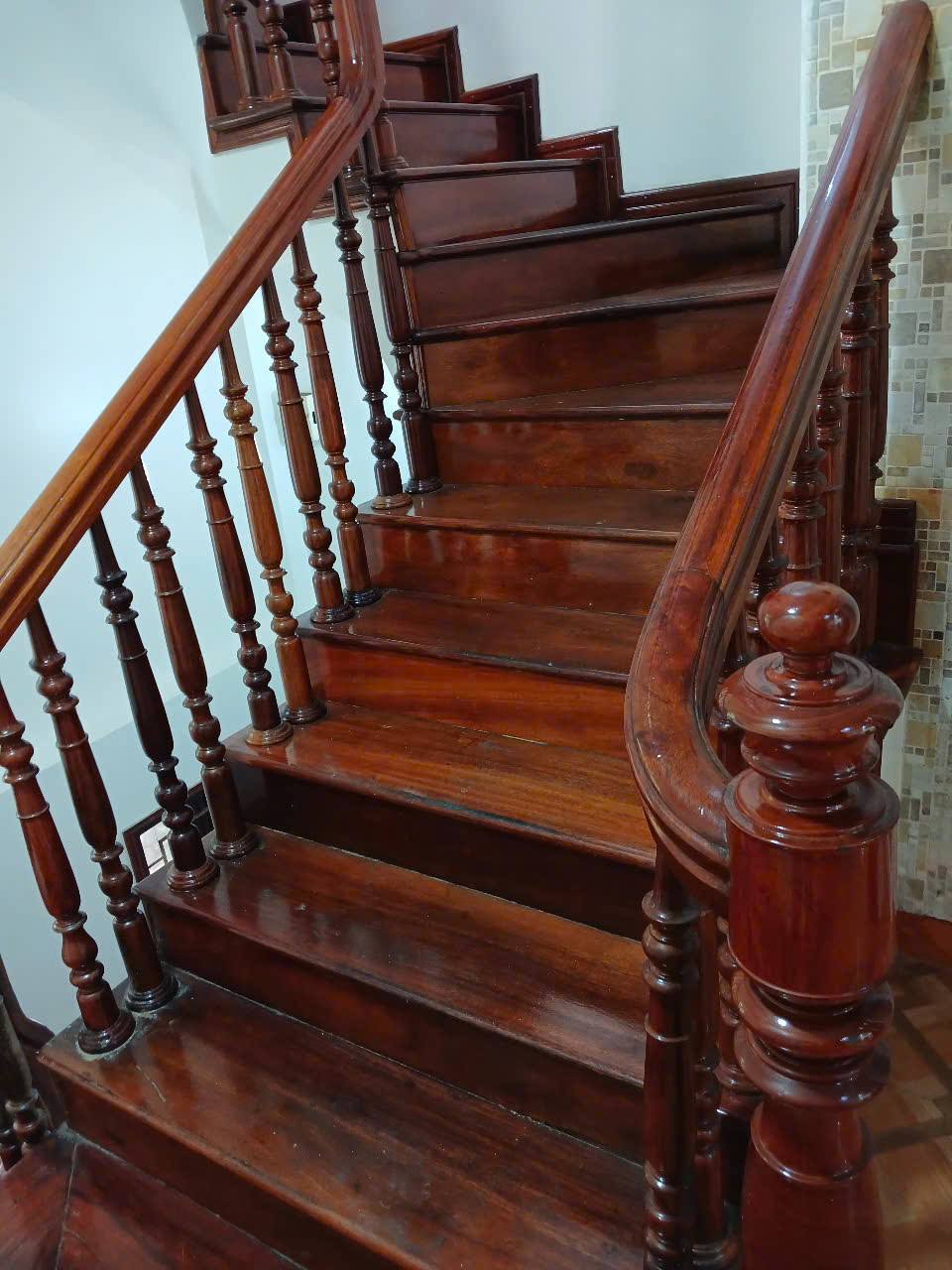 Cho thuê nhà riêng nguyên căn Phố Yên Hoà, 5 tầng x 39m2, 3 ngủ, KD onl, văn phòng, ở gđ - Ảnh 3